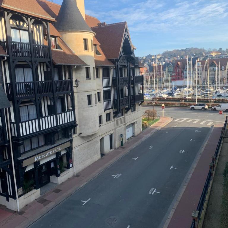 Deauville vue port centre ville - Apartamento de 2 dormitorios - 1