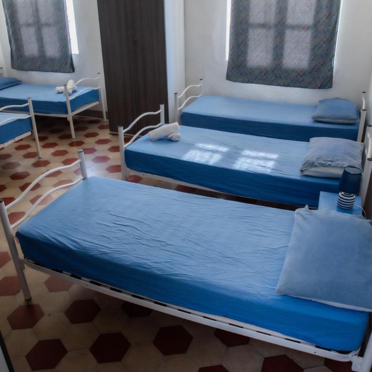 Ostello di Camaiore - Dormitorio Misto con 4 Letti - 3