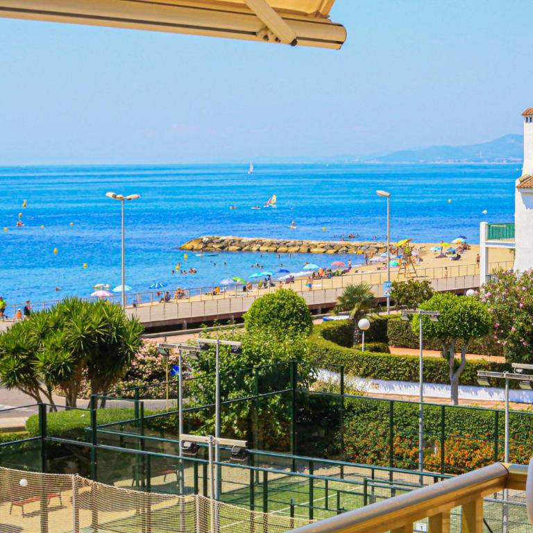 LITORAL COSTA DORADA - MACAPO Only families - Two-Bedroom Apartment - 3