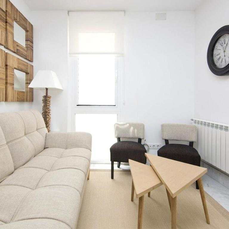 Apartamento Embajadores -No Ascensor- - Three-Bedroom Apartment - 8