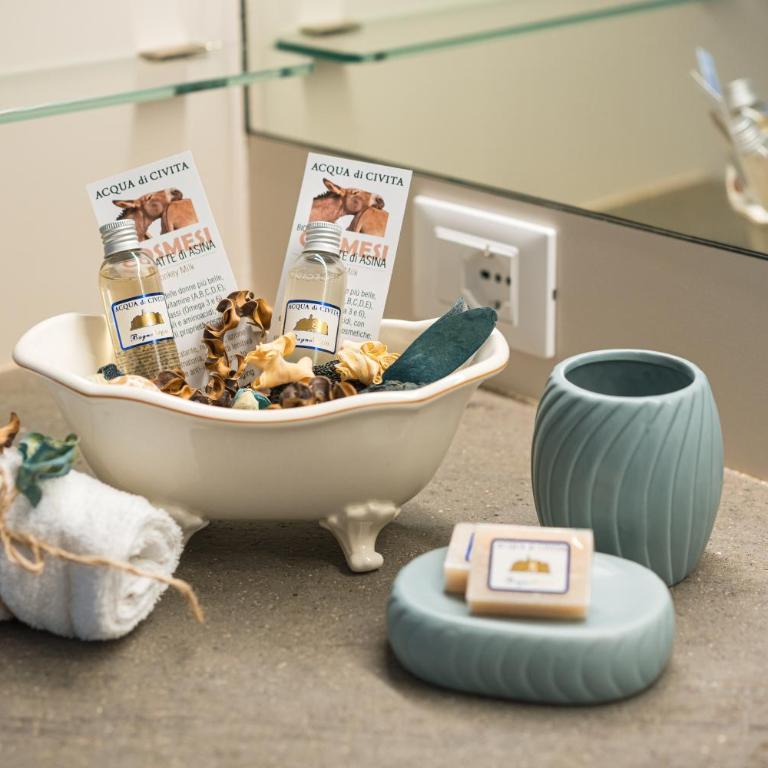 Acqua di Civita Beauty & Rooms IL PONTE - Camera Matrimoniale con Terrazza - 17