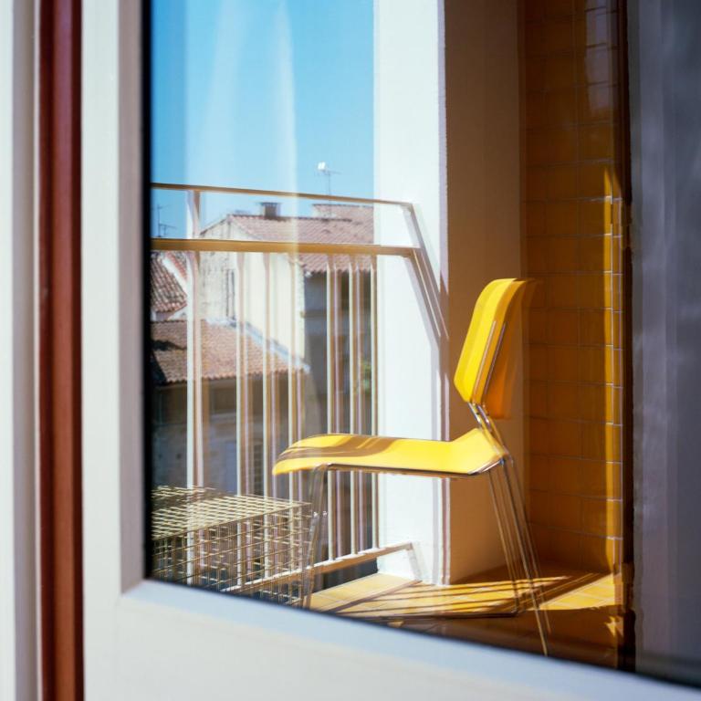 Hôtel Présent - 200m des Arènes - Encore Mieux - Chambre Double avec Balcon - 3