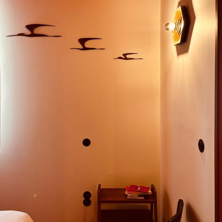 Hôtel Présent - 200m des Arènes - Encore Mieux - Chambre Double - Accessible aux Personnes à Mobilité Réduite - 1