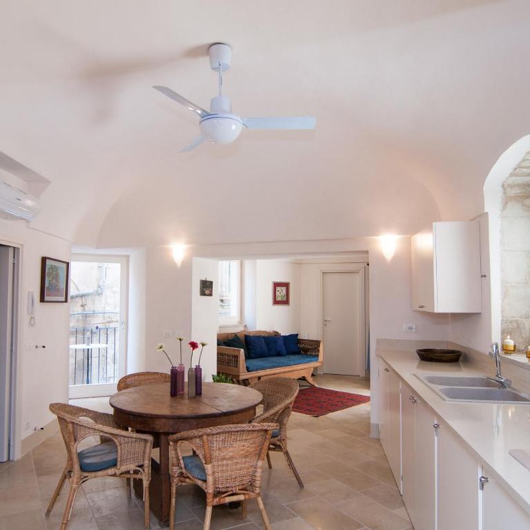 Palazzo Degli Olivi - Appartamento con 2 Camere da Letto - 4