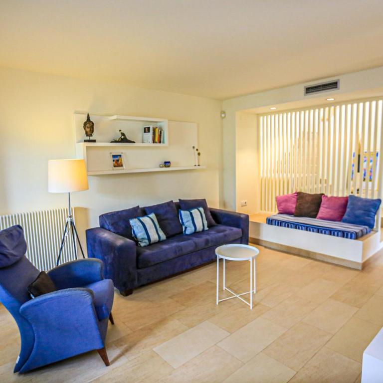 LITORAL COSTA DORADA - PASSEIG DEL MAR Only families - Three-Bedroom House - 9