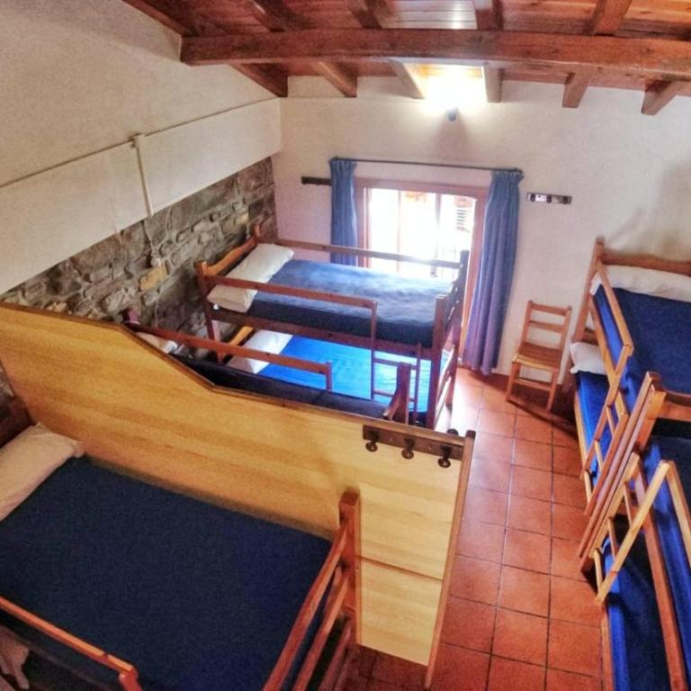 Refugio Lucien Briet - Family Room with Shared Bathroom - 1