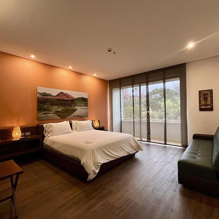 Diez Hotel Categoría Colombia - Junior Suite with Balcony - 1