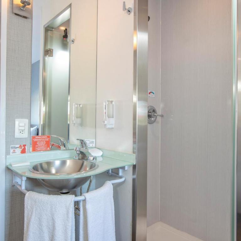 Hotel Hi! Guadalupe - Standard Single Room - 4