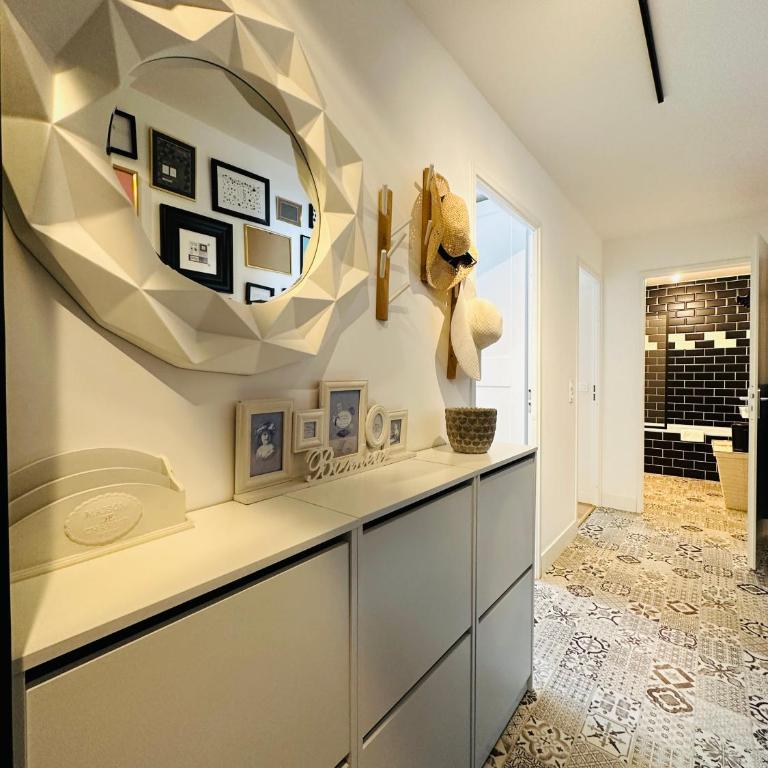 Le vintage - Three-Bedroom Apartment - 15