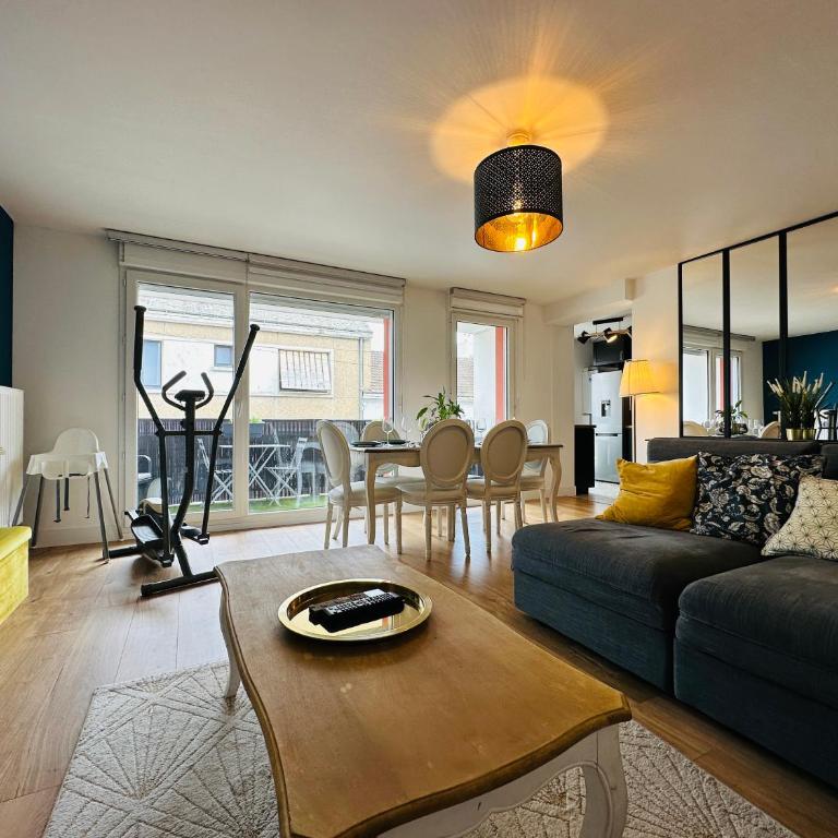 Le vintage - Three-Bedroom Apartment - 23