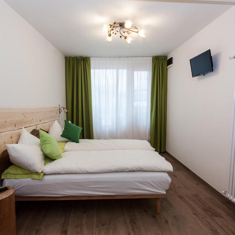 B&B Incanto - Camera Familiare con Bagno Privato - 3
