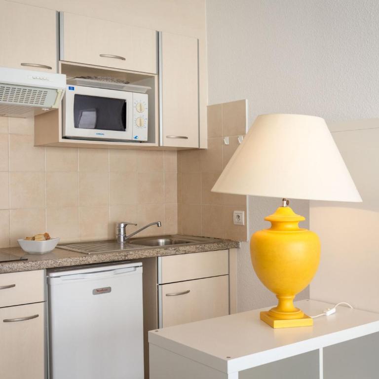 Studio Climatisé 2/3 Pers - Proche Plage et Commerces - Wifi Gratuit - FR-1-466A-18 - Monolocale - 7