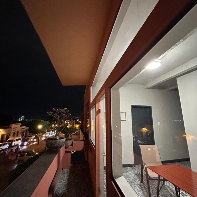Plaza Fundadores, iglesia de La Santa Cruz, casa completa - Four-Bedroom House - 31