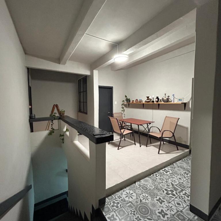 Plaza Fundadores, iglesia de La Santa Cruz, casa completa - Four-Bedroom House - 22