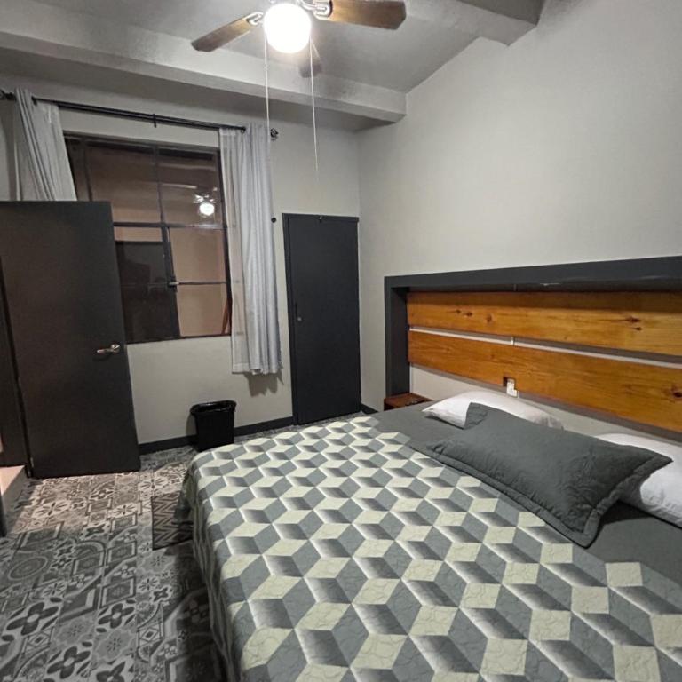 Plaza Fundadores, iglesia de La Santa Cruz, casa completa - Four-Bedroom House - 45