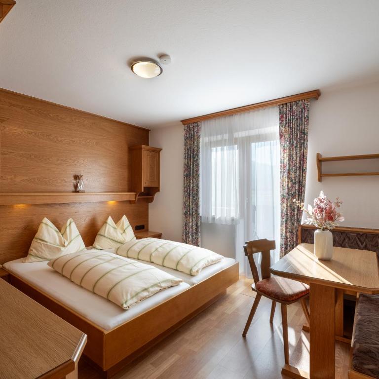 Apartment-Pension Schmiedererhof - Apartment mit 3 Schlafzimmern - 1