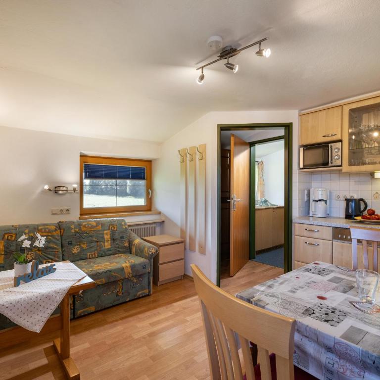 Apartment-Pension Schmiedererhof - Apartment mit 2 Schlafzimmern - 6