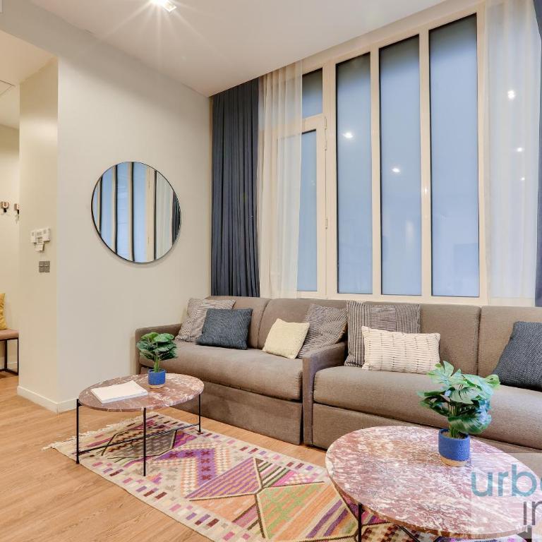 Urban Flat 77 - Sublime and Spacious Flat in Le Marais - Apartment - 2