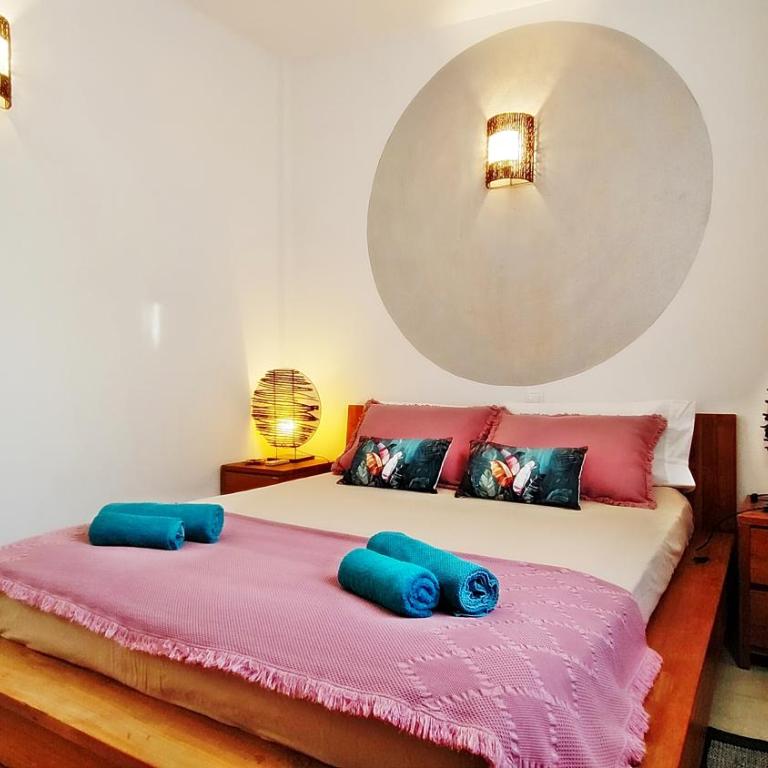 Caleta Beach House - Four-Bedroom House - 9