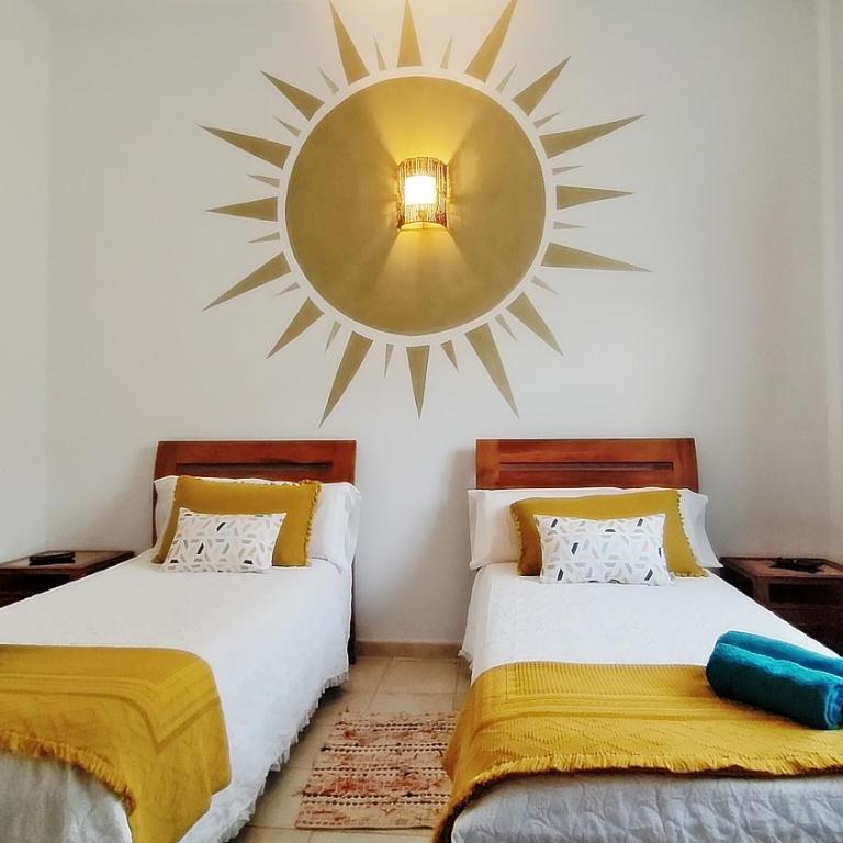 Caleta Beach House - Four-Bedroom House - 12
