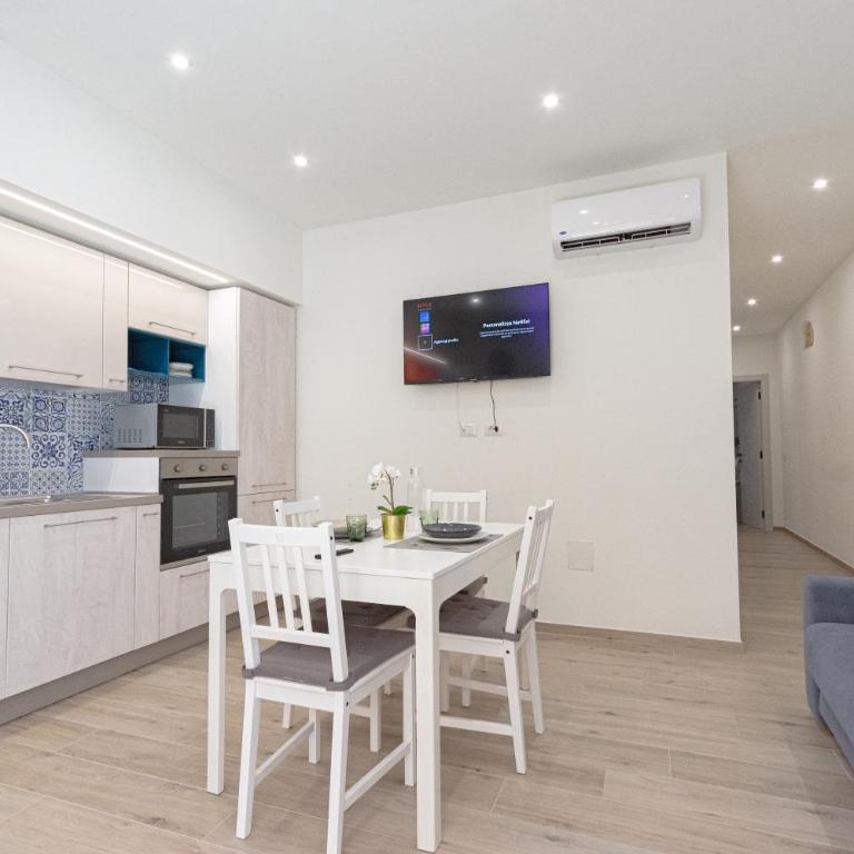 Maison San Giovanni - Appartamento con 2 Camere da Letto - 1