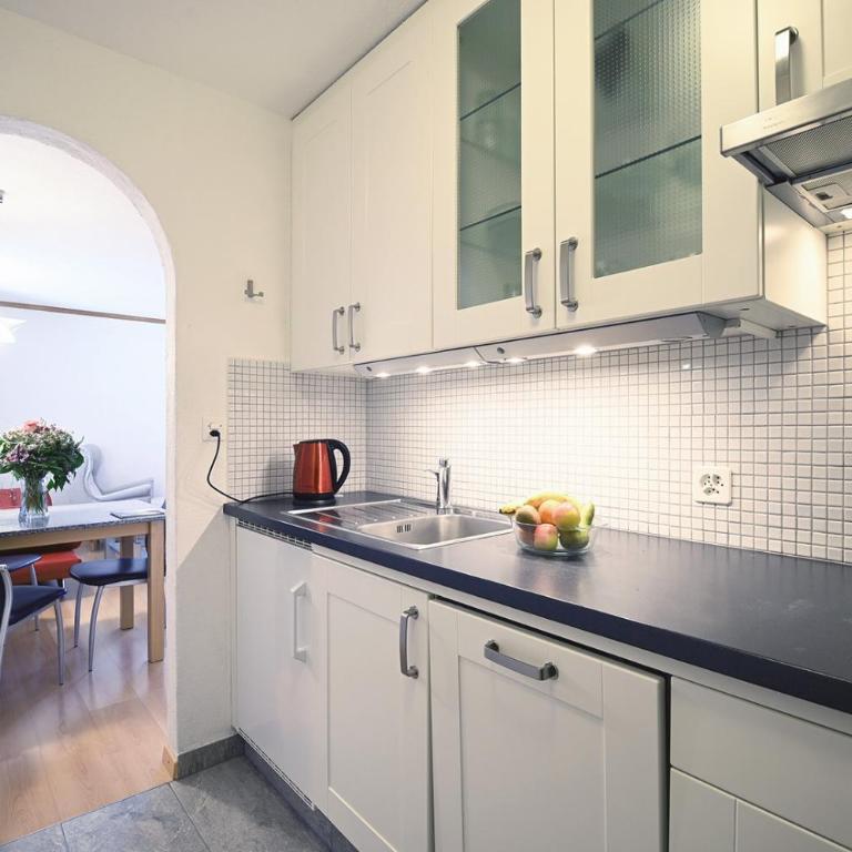 6303 Komplett renoviertes und stilvolles Studio zum Wohlfuehlen - Studio mit Balkon - 7