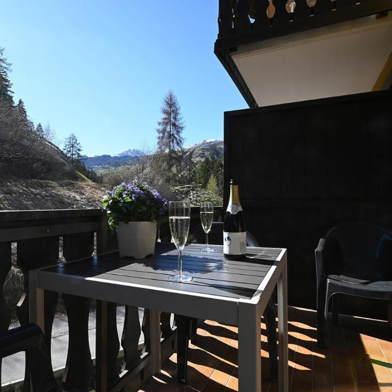 6303 Komplett renoviertes und stilvolles Studio zum Wohlfuehlen - Studio mit Balkon - 13