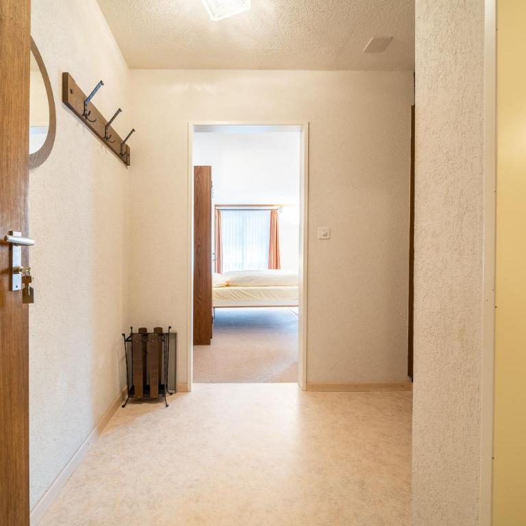 6304 Preislich attraktives Studio mit Suedbalkon am Wanderweg - Studio mit Balkon - 5
