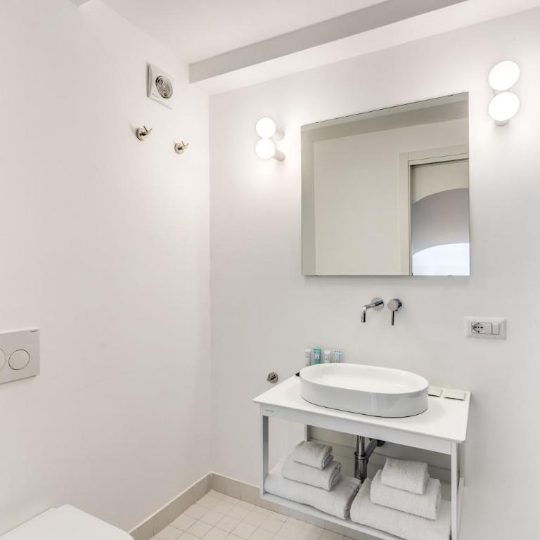 Villa Giulia Boutique Views Pool and Guest Services by Feeling Italy - Villa with Private Pool - 35