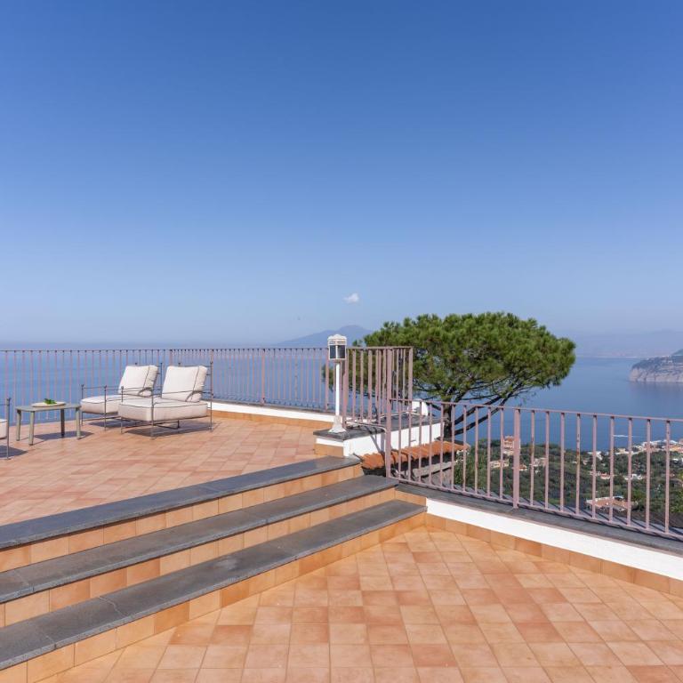 Villa Giulia Boutique Views Pool and Guest Services by Feeling Italy - Villa with Private Pool - 41