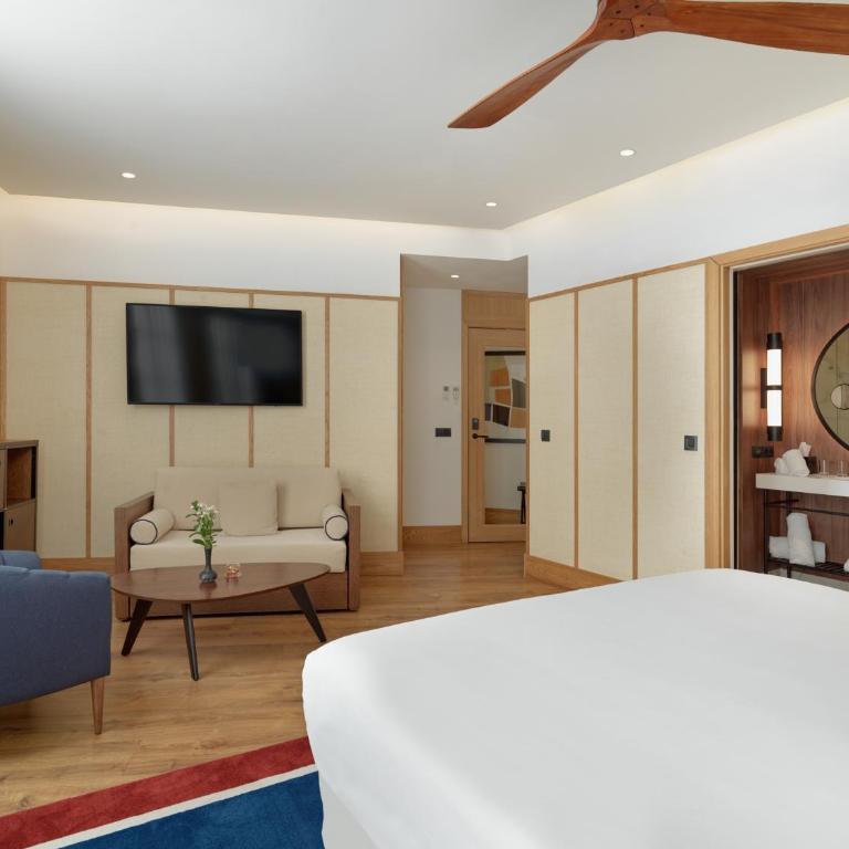 H10 Madison 4* Sup - Deluxe Double Room - 3