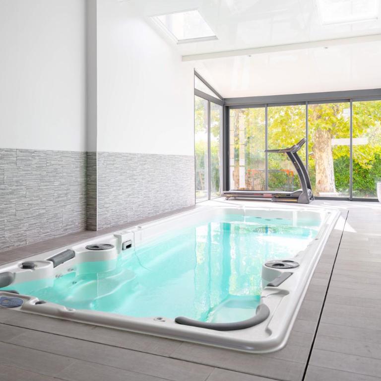 Villa QUEEN Marseille avec jardin, piscine et spa chauffé interieur - 15 couchages - Villa - 21