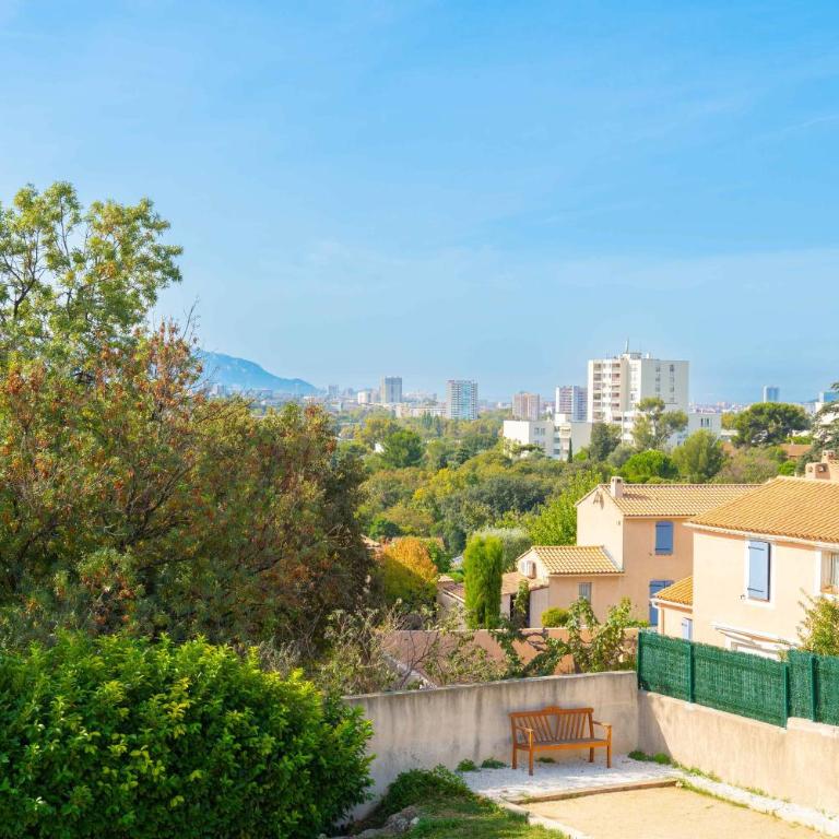 Villa QUEEN Marseille avec jardin, piscine et spa chauffé interieur - 15 couchages - Villa - 25