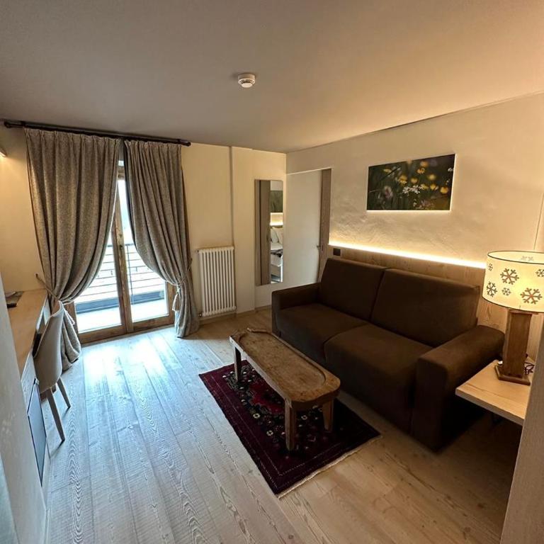 La Madonnina Del Gran Paradiso Wellness Hotel - Junior Suite - 4