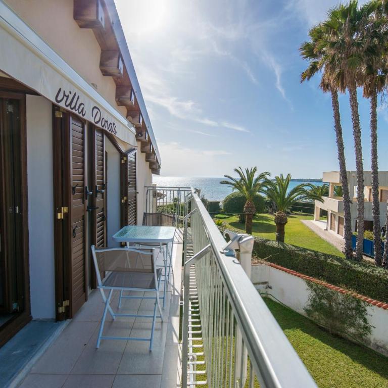 Villa Donata Fontane Bianche - Penthouse Apartment - 1