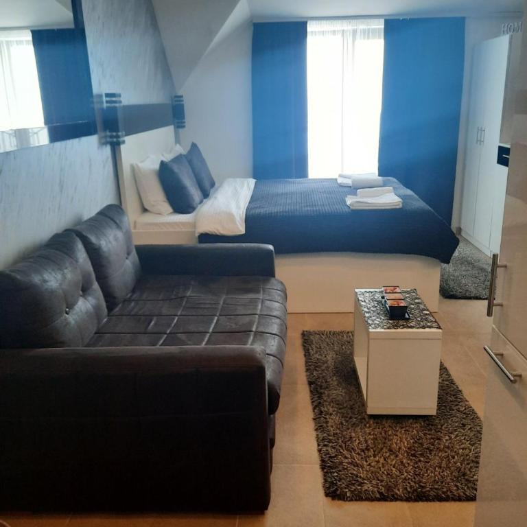 Milmari P79 - Apartment with Mountain View - 7