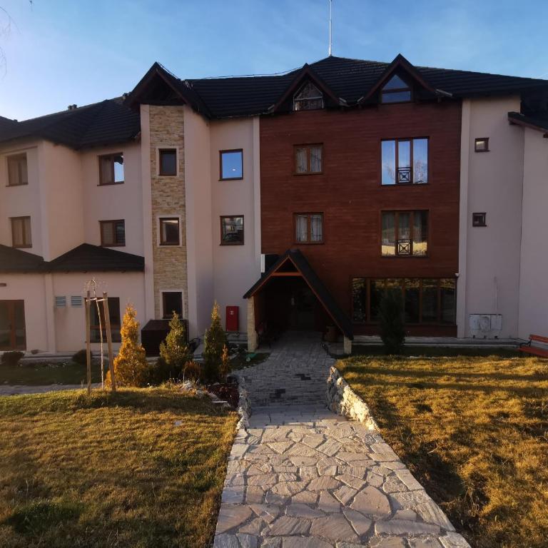 Milmari P79 - Apartment with Mountain View - 12