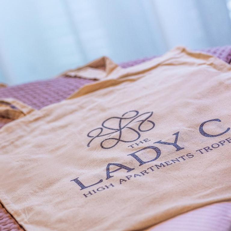 The Lady C - High Apartments - Standard Apartment - 10
