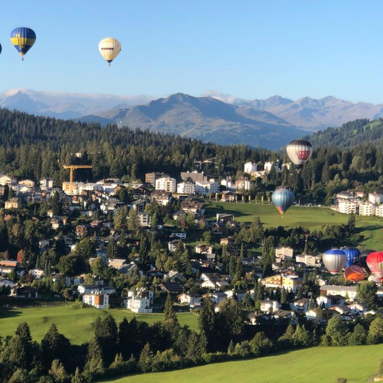 Crap da Flem - 3.5 Zimmer Ferienwohnung am Sonnenhang von Flims - Apartment mit Blick auf die Berge - 4
