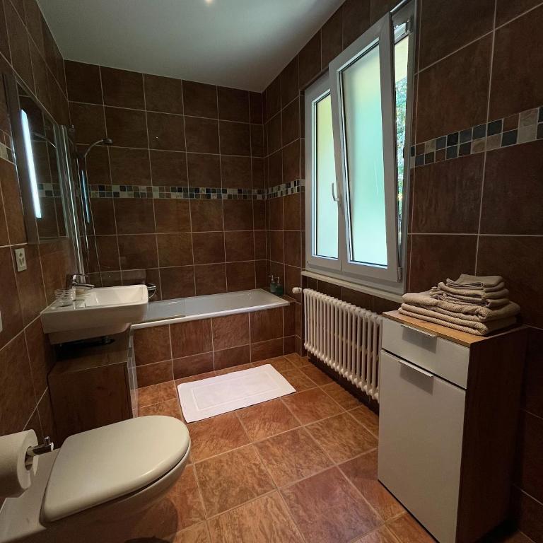 BnB La Clemonie - Doppel-/Zweibettzimmer mit eigenem Bad - 12