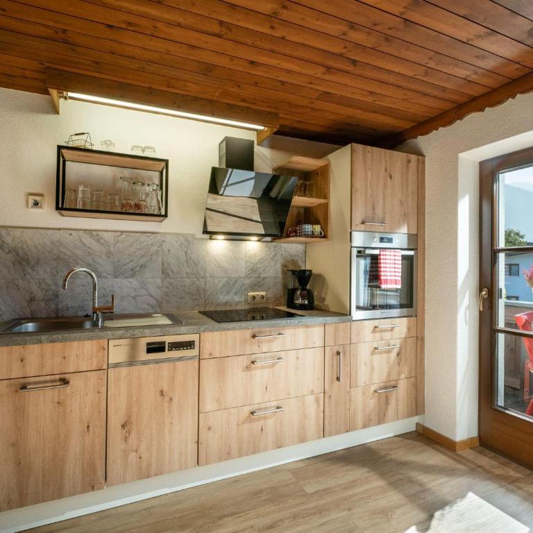 Haus Sabine Braunegger - Apartment mit 3 Schlafzimmern und Dusche - 19