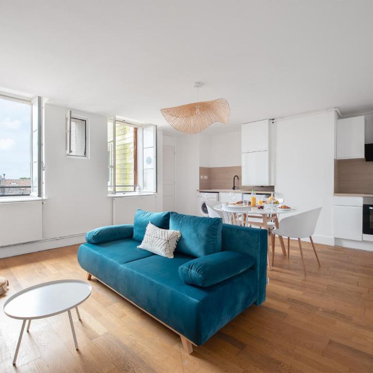Charmand duplex avec vue sur la cité & les toits - Apartment mit 2 Schlafzimmern - 4