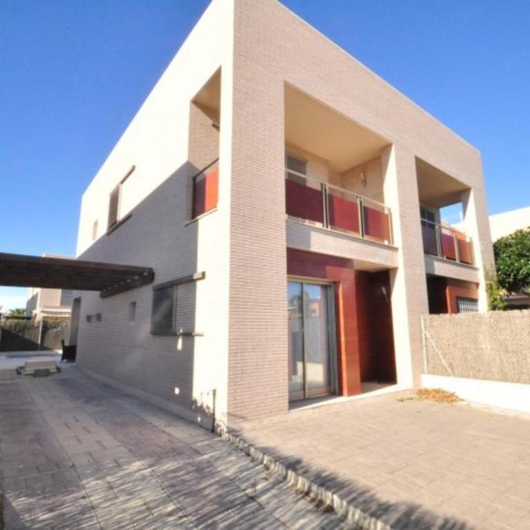 LITORAL COSTA DORADA - VILLA MAGNOLIA Only families - Three-Bedroom House - 29