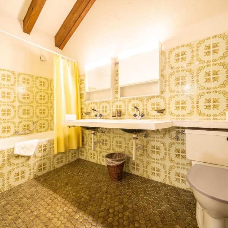 6404 Geraeumige 2,5 Maisonette-Wohnung im Dachgeschoss mit Balkon und Blick auf den Inn - Apartment mit Balkon - 7