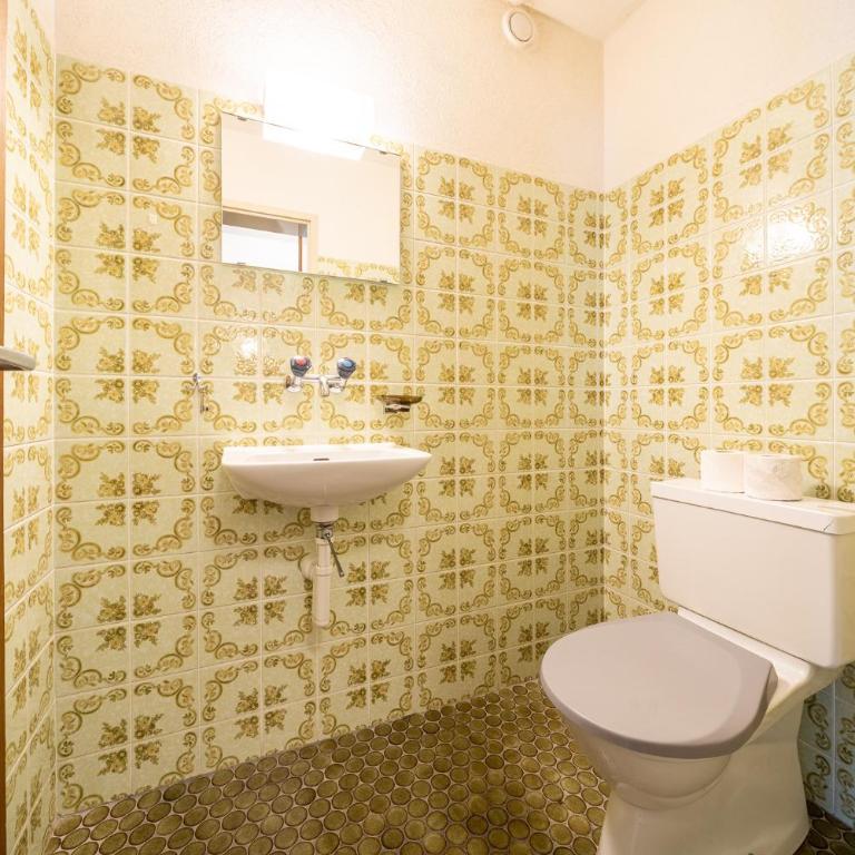 6404 Geraeumige 2,5 Maisonette-Wohnung im Dachgeschoss mit Balkon und Blick auf den Inn - Apartment mit Balkon - 8