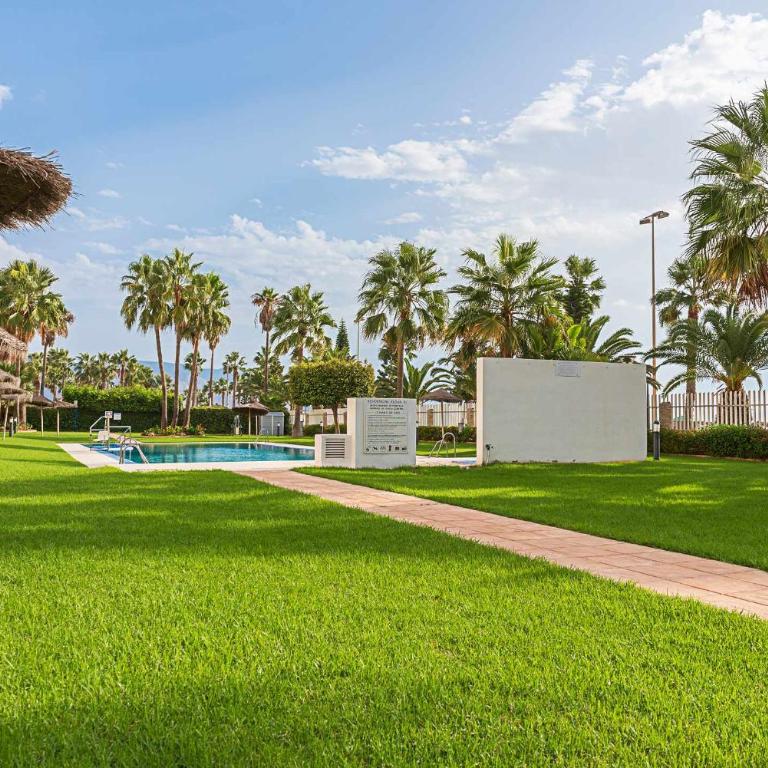 Casa Playa Roquetas - Three-Bedroom Apartment - 36
