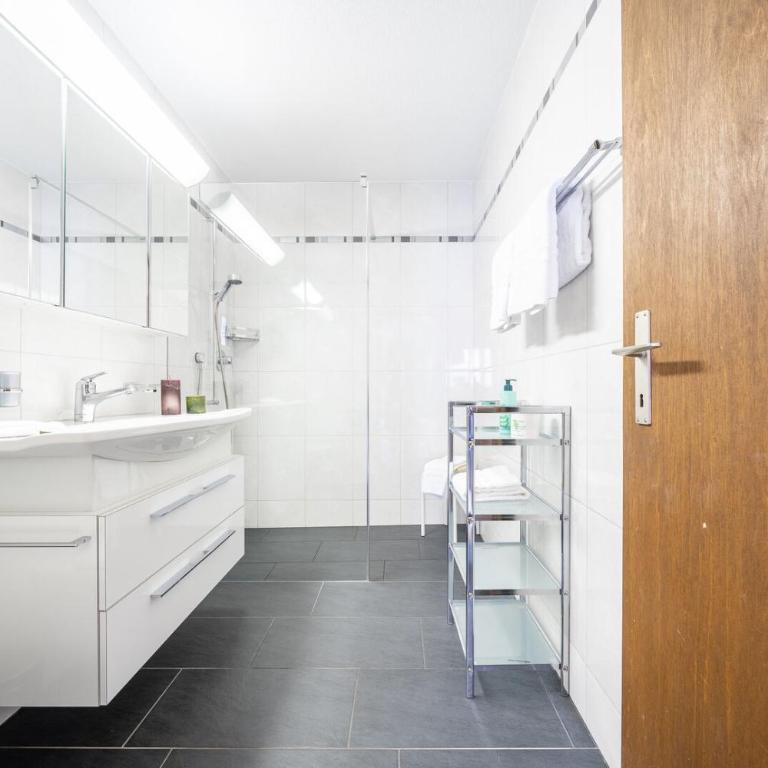 PL 204 Geraeumige 3,5-Zimmer-Wohnung im Haus Plavna mit grossem Balkon - Apartment mit Balkon - 11
