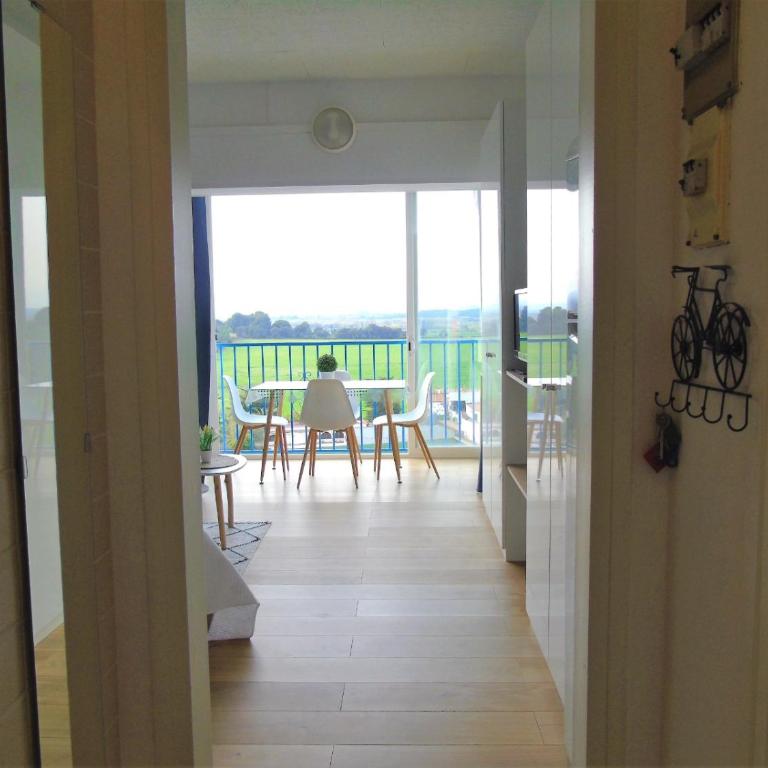 Studio avec Piscine et Vue Montagne - One-Bedroom Apartment - 3