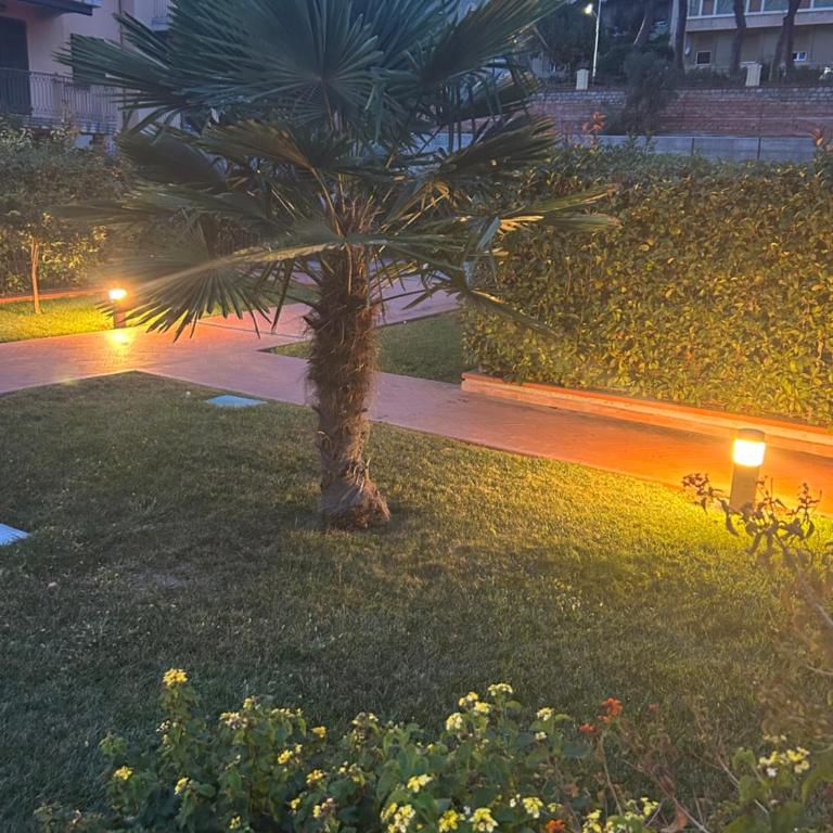 Appartamento Incantevole a 100metri dal mare e accanto alla Pista Ciclabile - Appartamento Deluxe con 1 Camera da Letto e Vista Giardino - 43