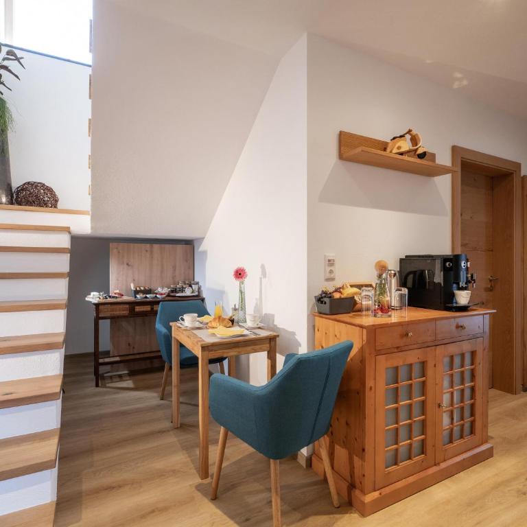 Haus SaRo - Doppelzimmer mit Dusche - 7